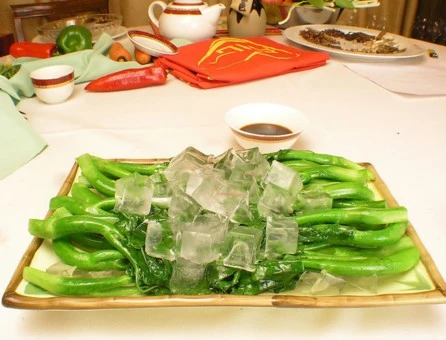 Ice sculpting
