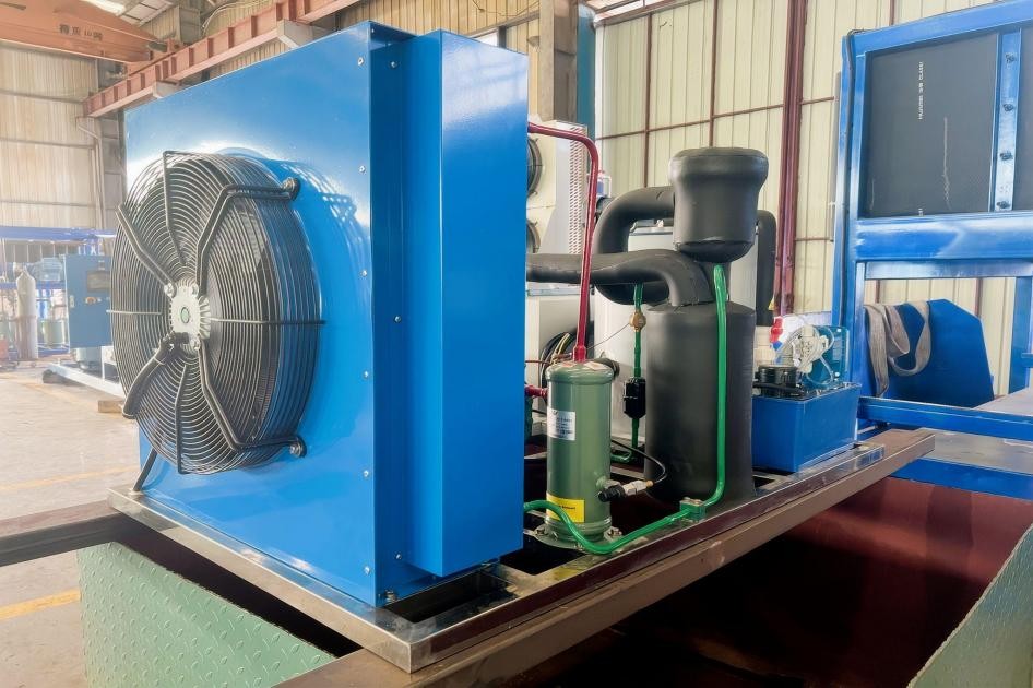 1 Ton Flake Ice Machine with Bitzer Compressor and 1000 kg Ice Storage Room – Kenya